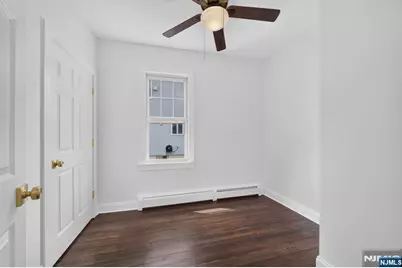 289 Hathaway Street, Wallington, NJ 07057 - Photo 15