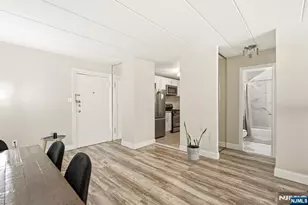 25 Jefferson Street 2F, Hackensack, NJ 07601 - Photo 13