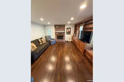 61 Heatherhill Lane, Woodcliff Lake, NJ 07677 - Photo 9