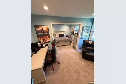 61 Heatherhill Lane, Woodcliff Lake, NJ 07677 - Photo 15