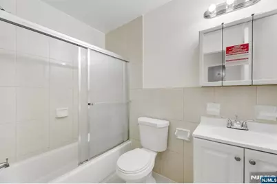 45 Orient Avenue 2 #2, Jersey City, NJ 07305 - Photo 15