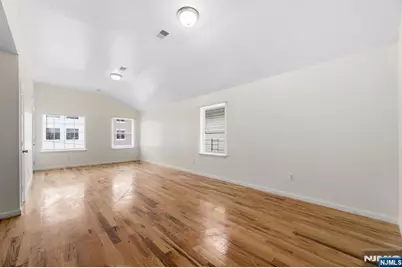 45 Orient Avenue 2 #2, Jersey City, NJ 07305 - Photo 5