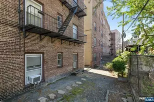 6015 E Blvd 1B, West New York, NJ 07093 - Photo 25