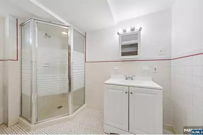 26 Lafayette Avenue, East Orange, NJ 07017 - Photo 17