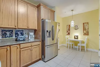 8205 Harcourt 8205 #8205, Clifton, NJ 07013 - Photo 15