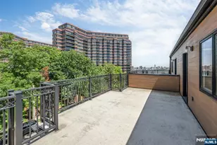 34 Lafayette Ave, Cliffside Park, NJ 07010 - Photo 35