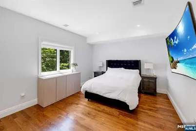 34 Lafayette Avenue, Cliffside Park, NJ 07010 - Photo 25