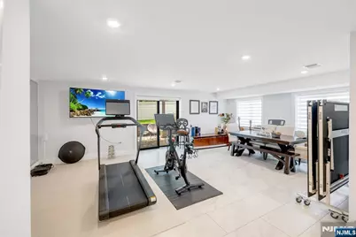 34 Lafayette Avenue, Cliffside Park, NJ 07010 - Photo 37