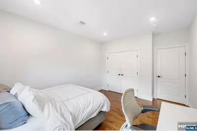 34 Lafayette Avenue, Cliffside Park, NJ 07010 - Photo 29