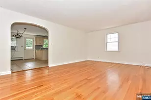 101 Madison Ave 1st Floor, Midland Park, NJ 07432 - Photo 7
