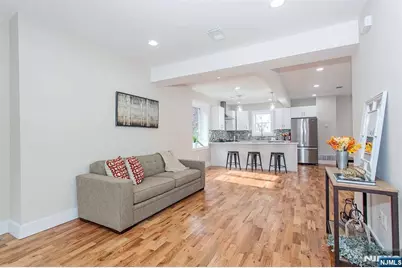 2389 3rd Street, Fort Lee, NJ 07024 - Photo 11