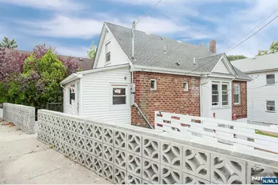 2389 3rd Street, Fort Lee, NJ 07024 - Photo 47