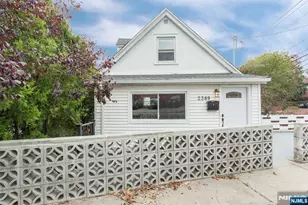 2389 3rd St, Fort Lee, NJ 07024 - Photo 45