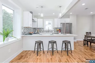 2389 3rd Street, Fort Lee, NJ 07024 - Photo 35