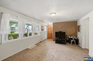 203 Willow Ave, Hackensack, NJ 07601 - Photo 5