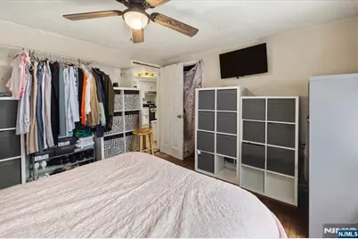 203 Willow Avenue, Hackensack, NJ 07601 - Photo 17