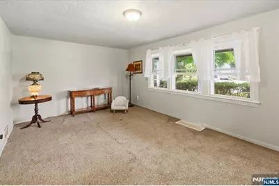203 Willow Avenue, Hackensack, NJ 07601 - Photo 7