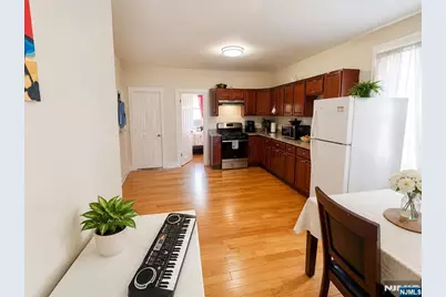 314 Smith Street, Newark, NJ 07106 - Photo 11