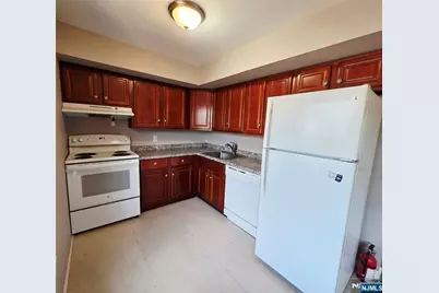 195 3rd Avenue 2B #2B, Westwood, NJ 07675 - Photo 3