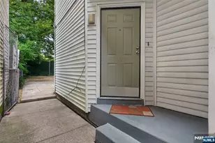 192 Dwight St, Jersey City, NJ 07305 - Photo 21