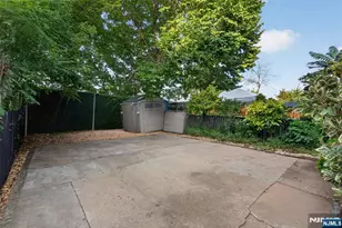 192 Dwight St, Jersey City, NJ 07305 - Photo 33