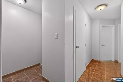 192 Dwight Street, Jersey City, NJ 07305 - Photo 13