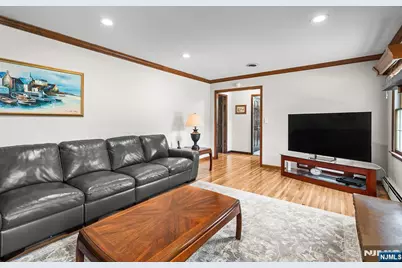 86 S Colonial Drive, Harrington Park, NJ 07640 - Photo 9