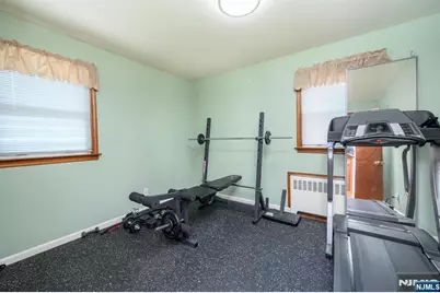 35 Werneking Place, Little Ferry, NJ 07643 - Photo 15