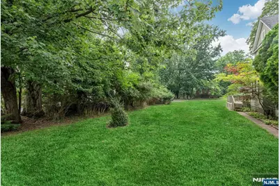7 Hardenburgh Avenue, Demarest, NJ 07627 - Photo 7