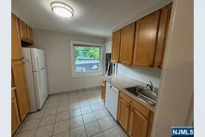 773 Bloomfield Avenue 1 #1, Verona, NJ 07044 - Photo 9