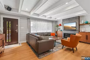 135 Locust Dr, Maywood, NJ 07607 - Photo 9