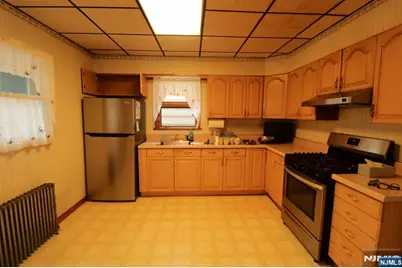 15 Darcy Street, Newark, NJ 07105 - Photo 3