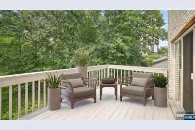 1221 15th Street, Fort Lee, NJ 07024 - Photo 9