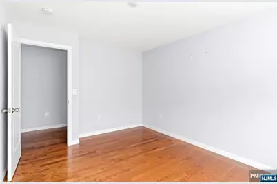 295 N 10th Street, Newark, NJ 07107 - Photo 13