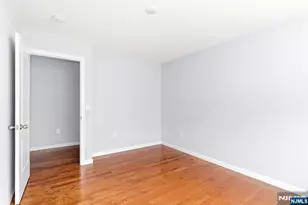 295 N 10th St, Newark, NJ 07107 - Photo 13