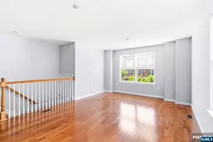 295 N 10th St, Newark, NJ 07107 - Photo 5