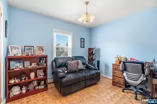 92 Phillips Ave, South Hackensack Township, NJ 07606 - Photo 15