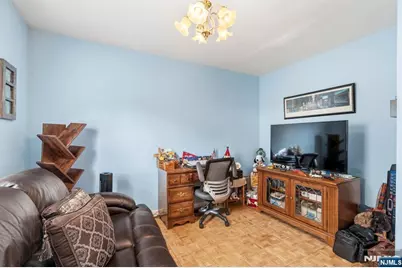 92 Phillips Avenue, South Hackensack Township, NJ 07606 - Photo 17