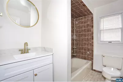 40 Avenue C 1 #1, Lodi, NJ 07644 - Photo 11