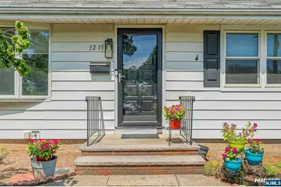 32-15 Southern Drive, Fair Lawn, NJ 07410 - Photo 3