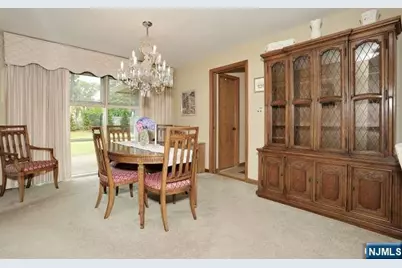 91 Rose Avenue, Woodcliff Lake, NJ 07677 - Photo 5