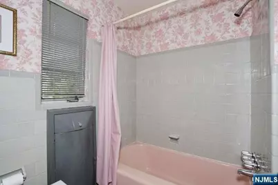 91 Rose Avenue, Woodcliff Lake, NJ 07677 - Photo 13