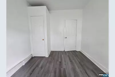 24 Harrison Place, Clifton, NJ 07011 - Photo 11