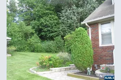 128 Joanne Terrace, Garfield, NJ 07026 - Photo 3