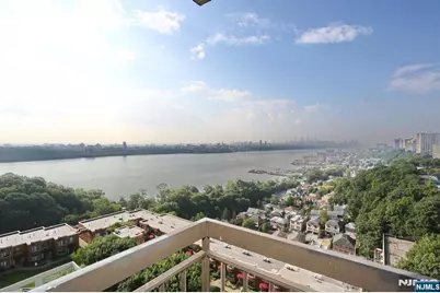 200 Old Palisade Road 19D #19D, Fort Lee, NJ 07024 - Photo 9
