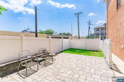 17 Chester Avenue, Newark, NJ 07104 - Photo 29