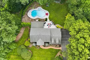 700 Oak Ln, Franklin Lakes, NJ 07417 - Photo 47