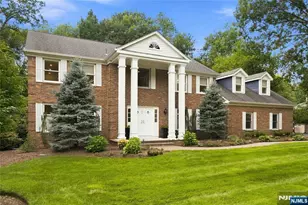 700 Oak Ln, Franklin Lakes, NJ 07417 - Photo 3