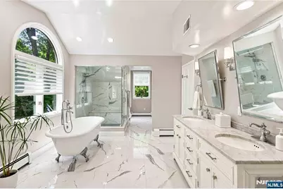 700 Oak Lane, Franklin Lakes, NJ 07417 - Photo 25