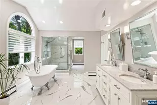700 Oak Ln, Franklin Lakes, NJ 07417 - Photo 25